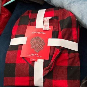 Wondershop Men's Plaid Sleepwear Set in Red and Black